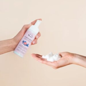 AURORA POMEGRANATE GENTLE CLEANSER FOAM 150ml - Image 2