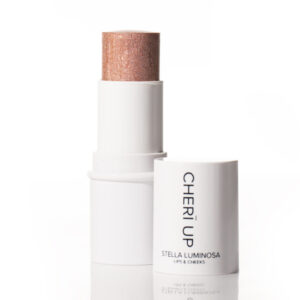 Ένα πολυχρηστικό προϊόν ομορφιάς που χαρίζει φυσικό χρώμα με λεπτό, διακριτικό ιριδισμό, φωτίζοντας απαλά τα χείλη και τα μάγουλα.