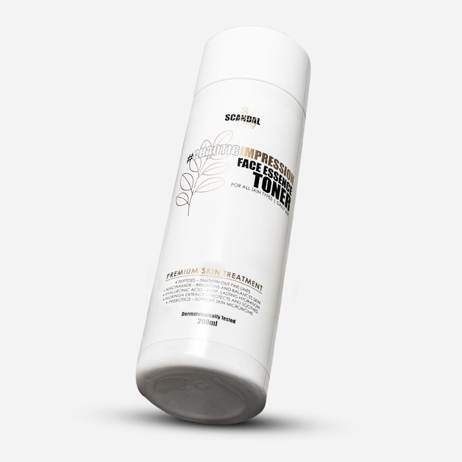 Το απόλυτο skin-prep προϊόν για φρέσκια, ενισχυμένη και ήρεμη επιδερμίδα. Το Chaotic Impression Essence Toner είναι ένας καινοτόμος συνδυασμός toner και essence που ενυδατώνει σε βάθος, εξισορροπεί το μικροβίωμα και ενισχύει την άμυνα της επιδερμίδας. Κατάλληλο για όλους τους τύπους δέρματος και ιδανικό για καθημερινή χρήση, χαρίζει φρεσκάδα, λάμψη και προετοιμάζει τέλεια το δέρμα για τη ρουτίνα περιποίησης.