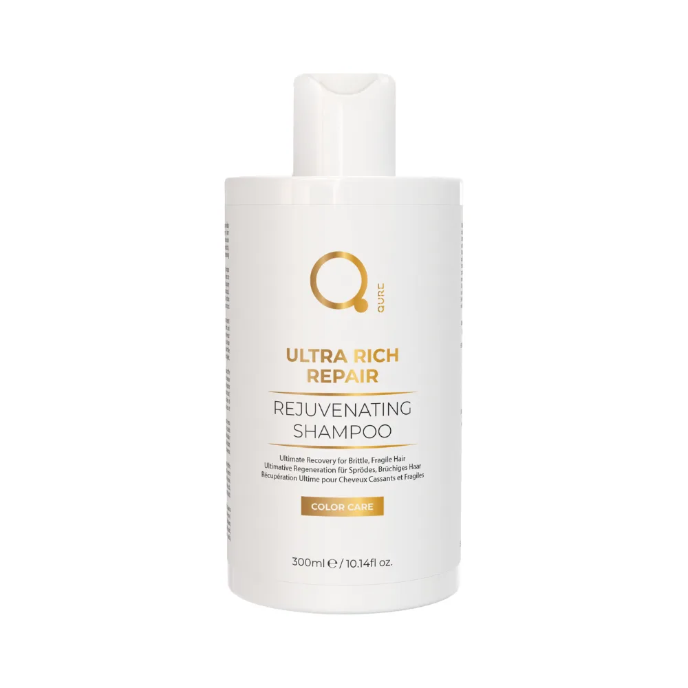 Το Ultra Rich Repair Rejuvenating Shampoo είναι η απόλυτη λύση για ταλαιπωρημένα μαλλιά, προσφέροντας βαθιά θρέψη, προστασία χρώματος και αναζωογονητική καθαριστική εμπειρία. Περιέχει Υδρολυμένη Κερατίνη για αναδόμηση και Ρετινόλη για υγιή ανάπτυξη.